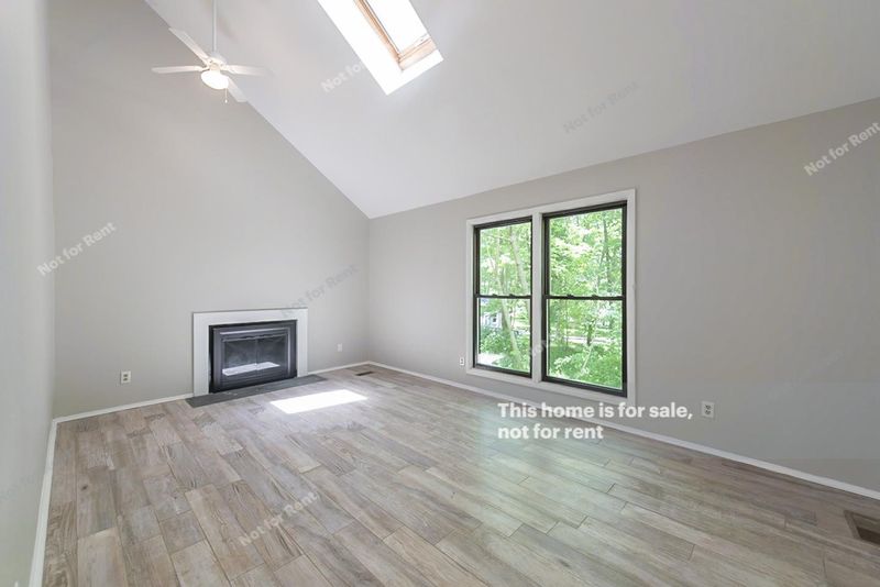 206 Holly Ridge Rd, Chapel Hill, NC 27516