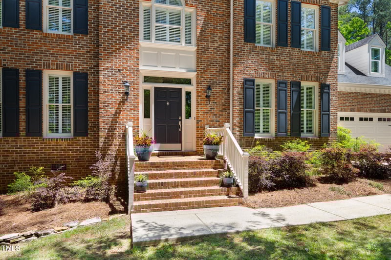 206 Kettlebridge Dr, Cary, NC 27511
