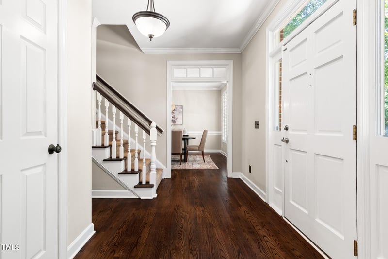 206 Kettlebridge Dr, Cary, NC 27511