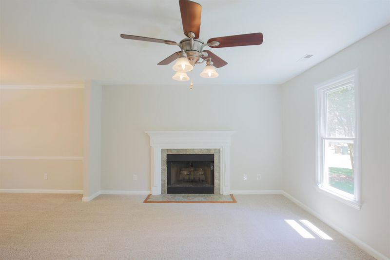 206 Kronos Ln, Cary, NC 27513