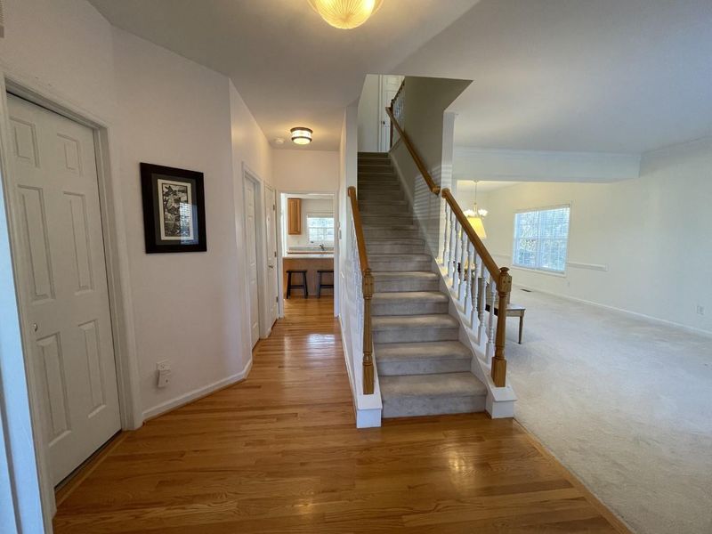 206 Laurens Way, Chapel Hill, NC 27516