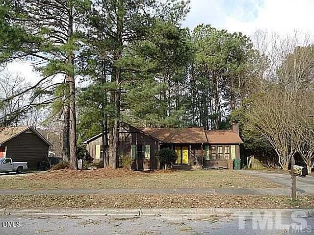 206 Mayodan Dr, Cary, NC 27511