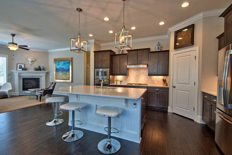206 Mill Chapel Rd, Chapel Hill, NC 27517