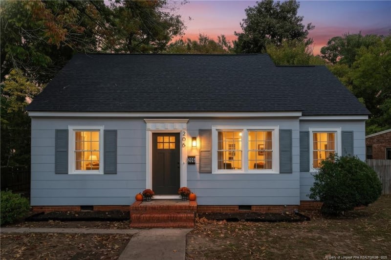 206 Oakland Dr, Fayetteville, NC 28301