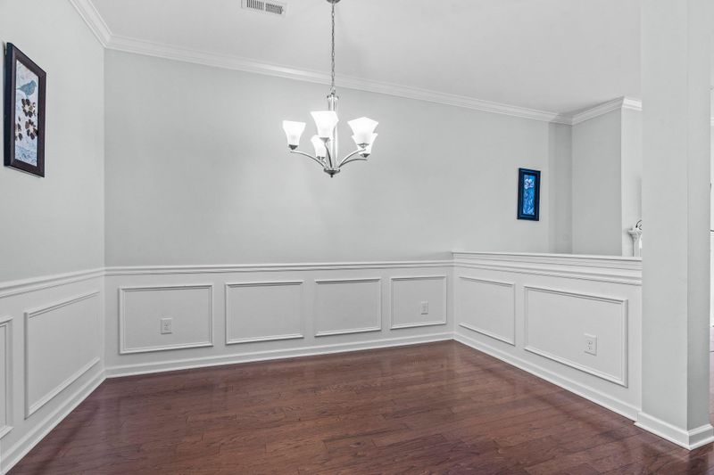 206 Oldcastle Dr, Morrisville, NC 27560