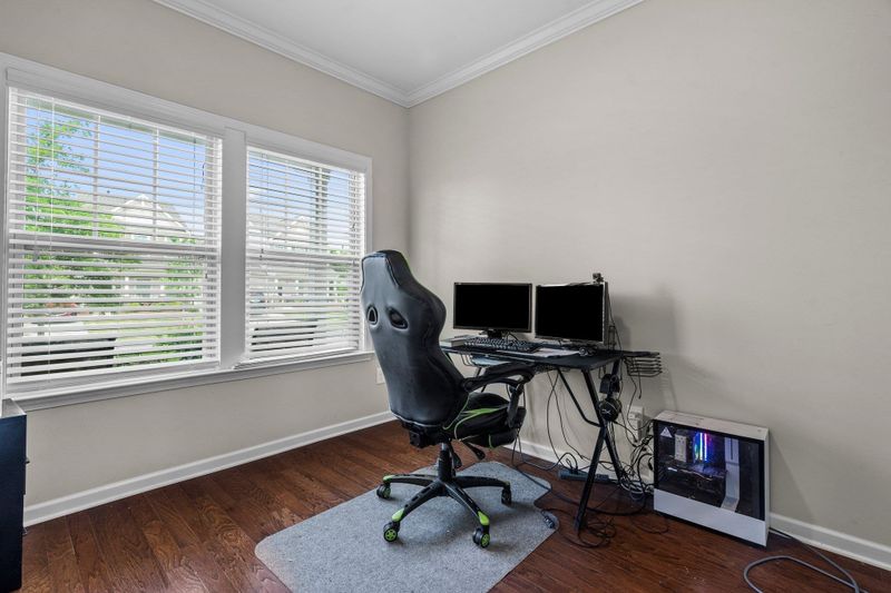 206 Oldcastle Dr, Morrisville, NC 27560