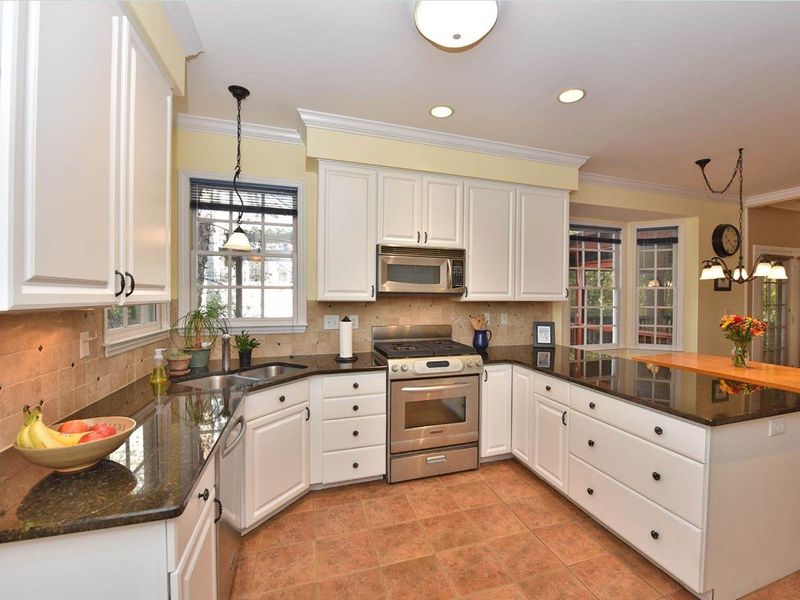 206 Pebble Springs Rd, Chapel Hill, NC 27514
