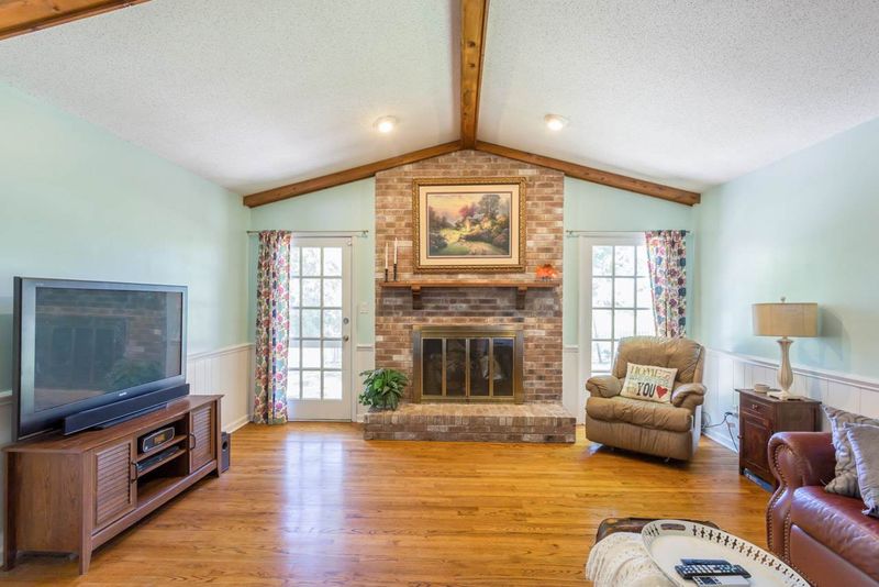 206 Pebblebrook Dr, Knightdale, NC 27545