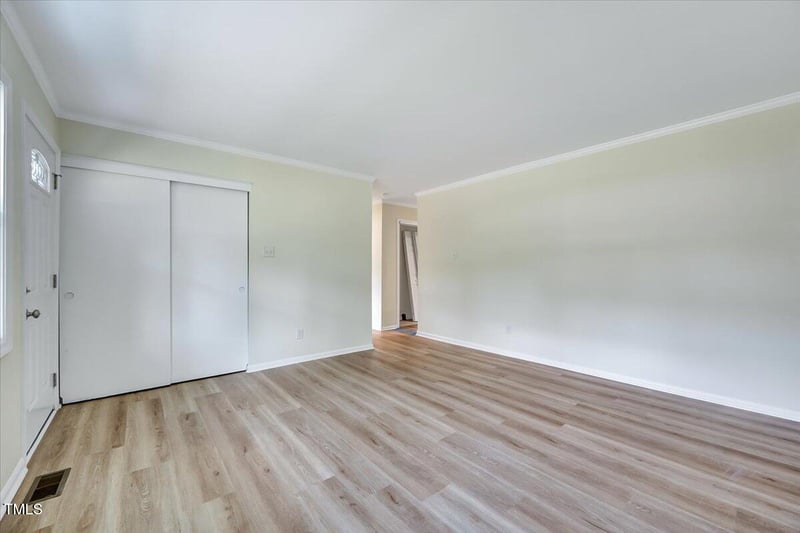 206 Plaza Dr, Garner, NC 27529