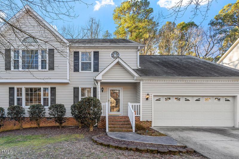 206 Pocono Ln, Cary, NC 27513