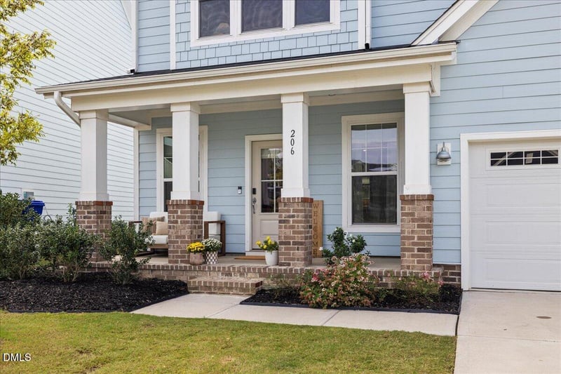 206 Retreat Dr, Fuquay Varina, NC 27526