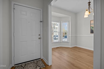 206 Riverwalk Cir, Cary, NC 27511