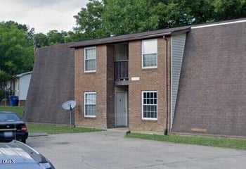 206 Robin Ln #D, Graham, NC 27253