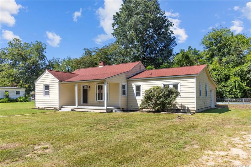 206 Rodie Ave, Fayetteville, NC 28304