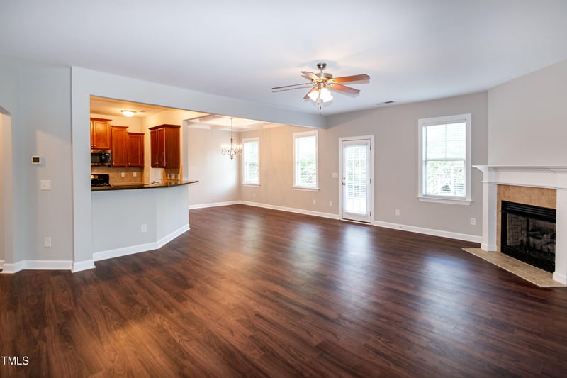 206 Roundhouse Ln, Morrisville, NC 27560