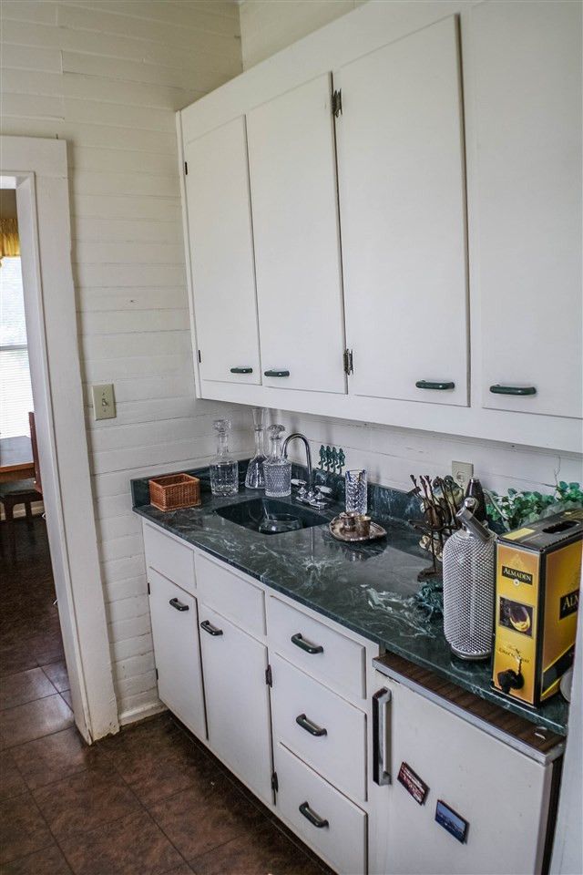 206 S Second St, Mebane, NC 27302