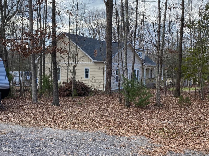 206 Silver Belle Dr, Zebulon, NC 27597