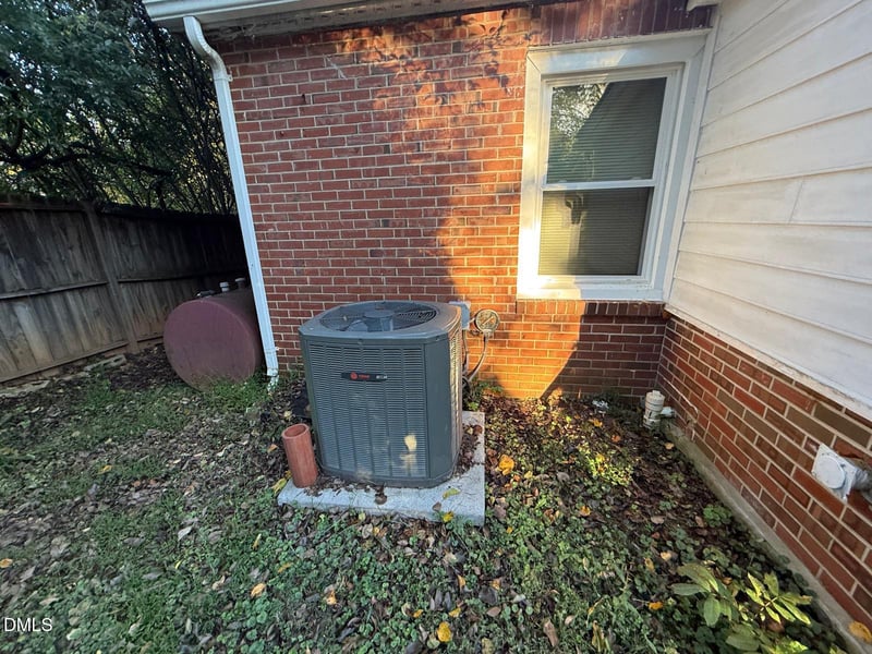206 South Bellvue St, Hillsborough, NC 27278