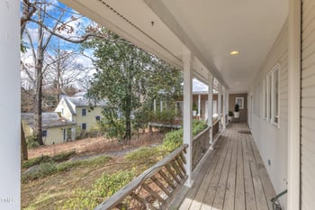 206 Spring Ln, Chapel Hill, NC 27514