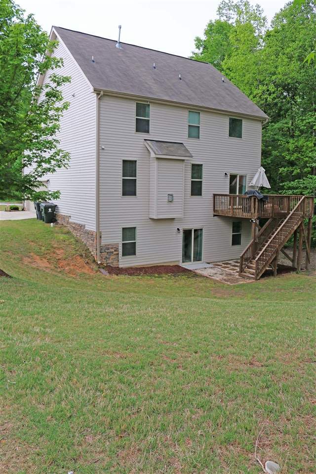 206 St Johns St, Knightdale, NC 27545