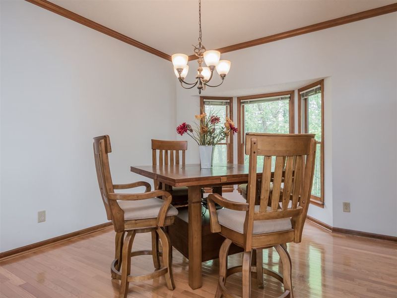 206 Trafalgar Ln, Cary, NC 27513