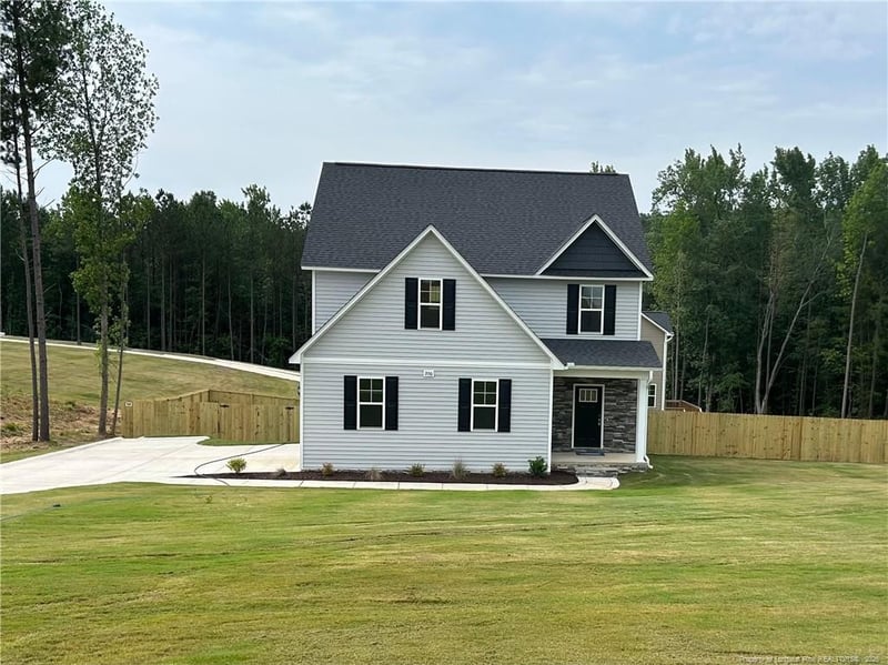 206 Uwharrie Way, Sanford, NC 27330