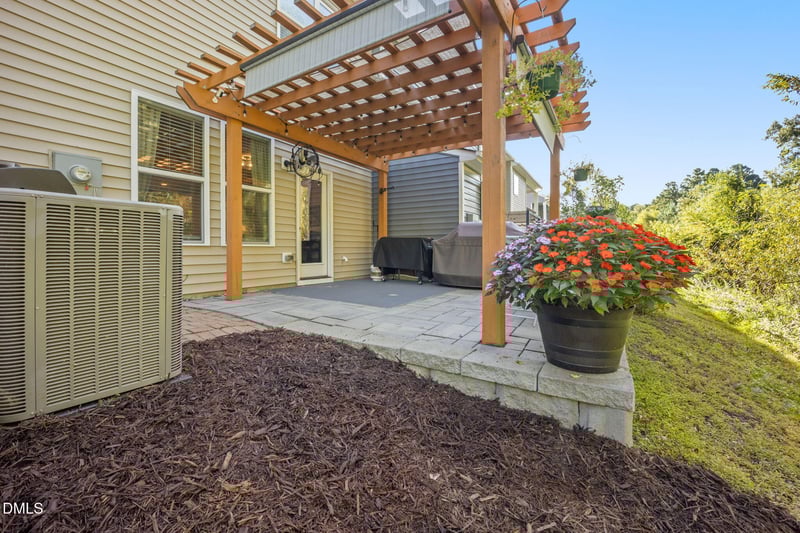 206 Vista Creek Pl, Cary, NC 27511