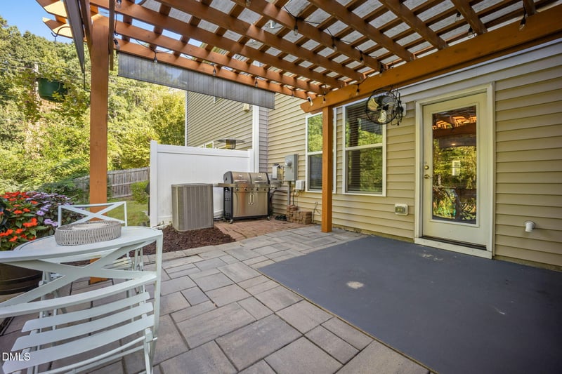 206 Vista Creek Pl, Cary, NC 27511