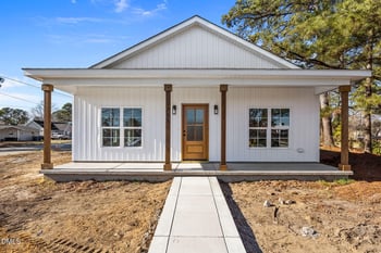 206 Wall St, Benson, NC 27504