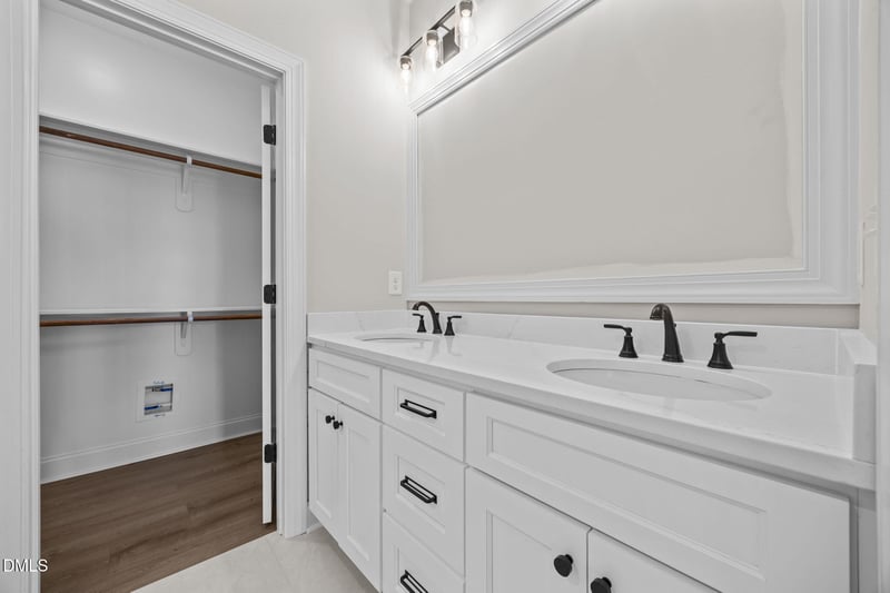 206 Wall St, Benson, NC 27504