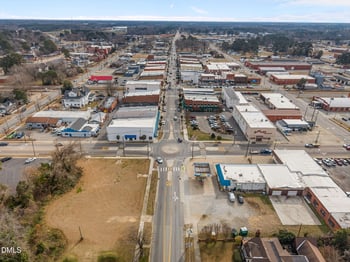 206 Wall St, Benson, NC 27504