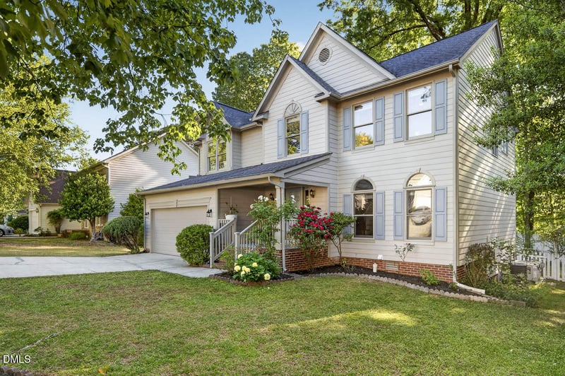 206 Windhover Dr, Chapel Hill, NC 27514