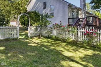 206 Windhover Dr, Chapel Hill, NC 27514