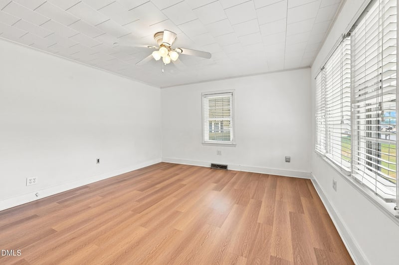 206 W Woodall St, Benson, NC 27504