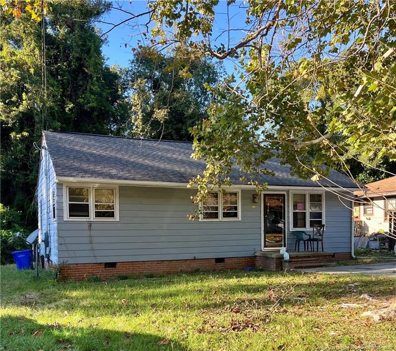 2061 Osceola Dr, Fayetteville, NC 28301