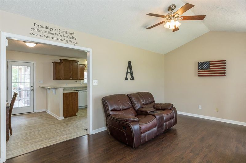 2061 Polenta Rd, Clayton, NC 27520