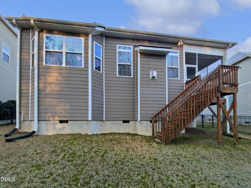 2061 Tordelo Pl, Apex, NC 27502