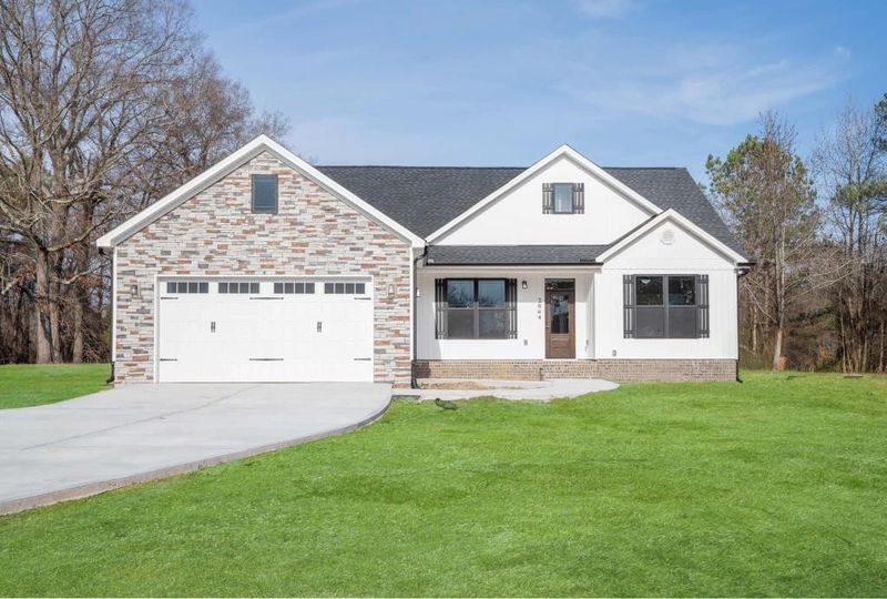 2064 Galilee Rd, Smithfield, NC 27577