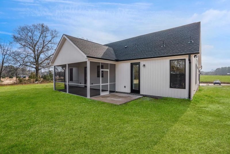 2064 Galilee Rd, Smithfield, NC 27577