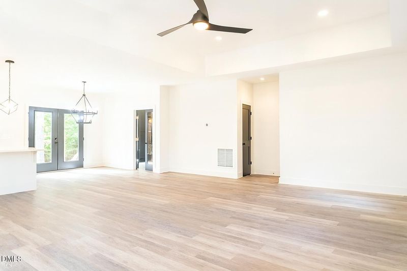 2065 Payne Rd, Graham, NC 27253