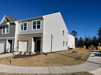 2067 Glen Crossing Dr, Durham, NC 27704