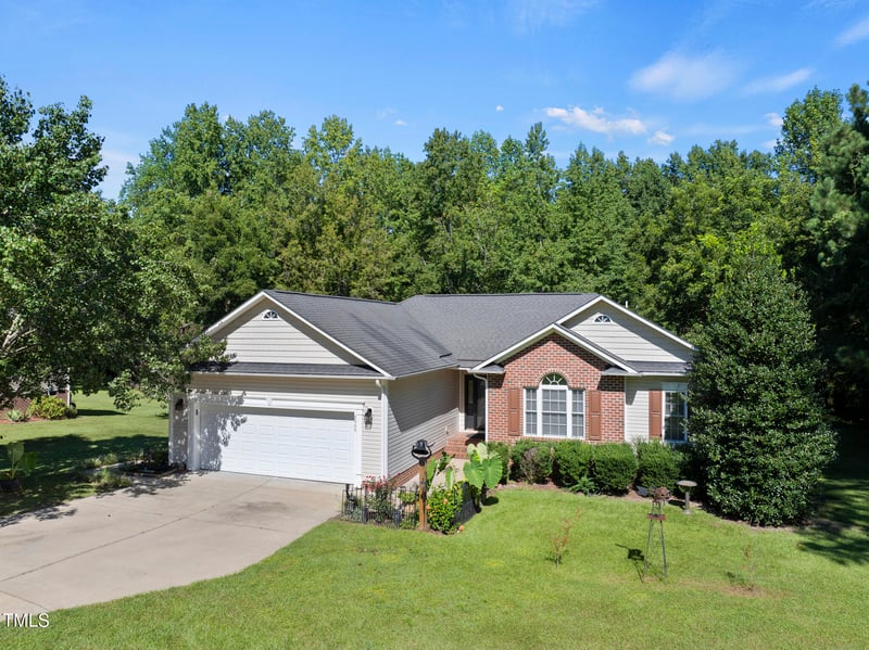 2068 Nc 27 , Lillington, NC 27546