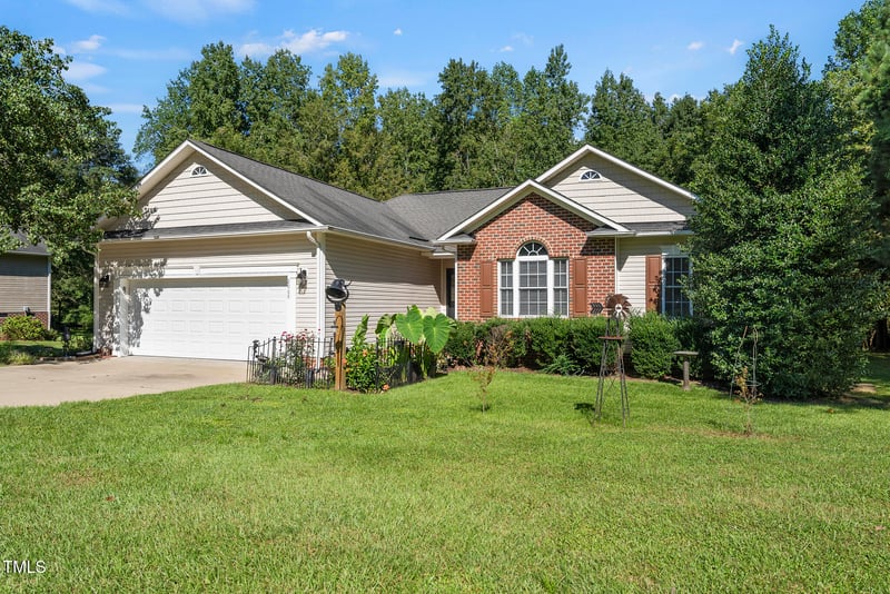 2068 Nc 27 , Lillington, NC 27546