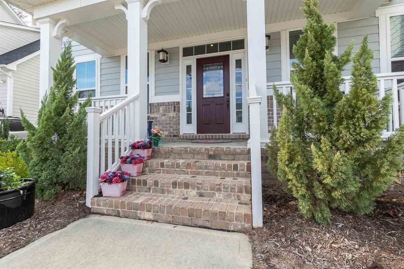 2068 Pineola Bog Trl, Apex, NC 27502
