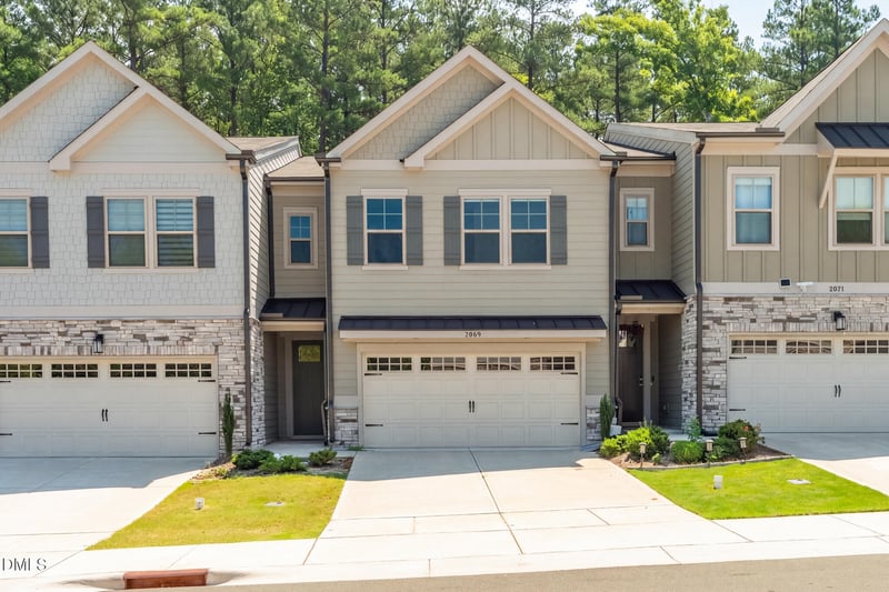 2069 Maggie Valley Dr, Apex, NC 27502