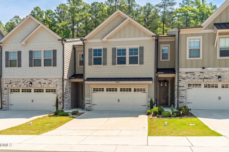 2069 Maggie Valley Dr, Apex, NC 27502