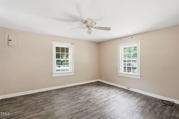 207 2nd St, Erwin, NC 28339