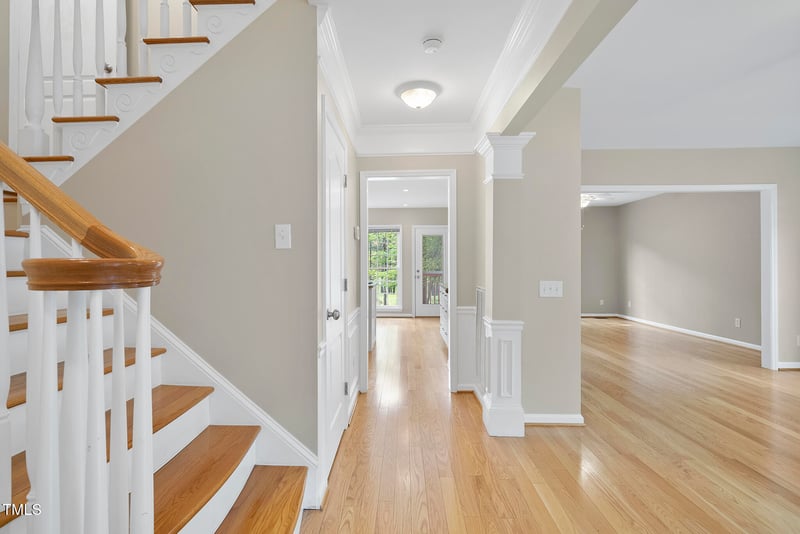 207 Ashley Brook Ct, Cary, NC 27513