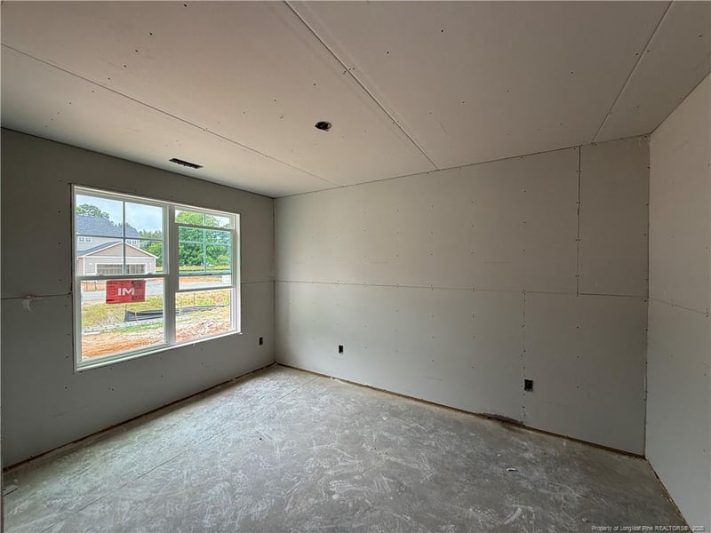 207 Baxley Dr, Dunn, NC 28334