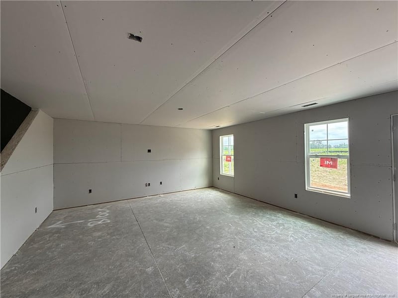 207 Baxley Dr, Dunn, NC 28334